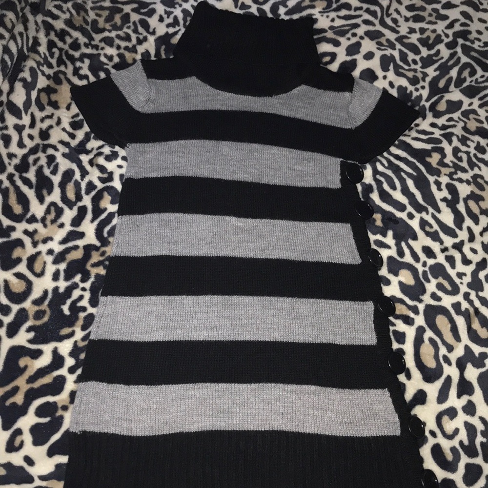 Turtle neck dress shirt ! Only worn twice